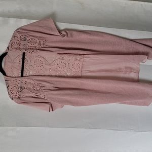 Light sweater with lace and sheer back